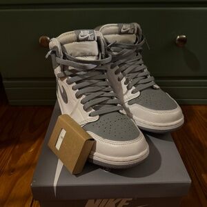 Retro Air Jordan 1 High